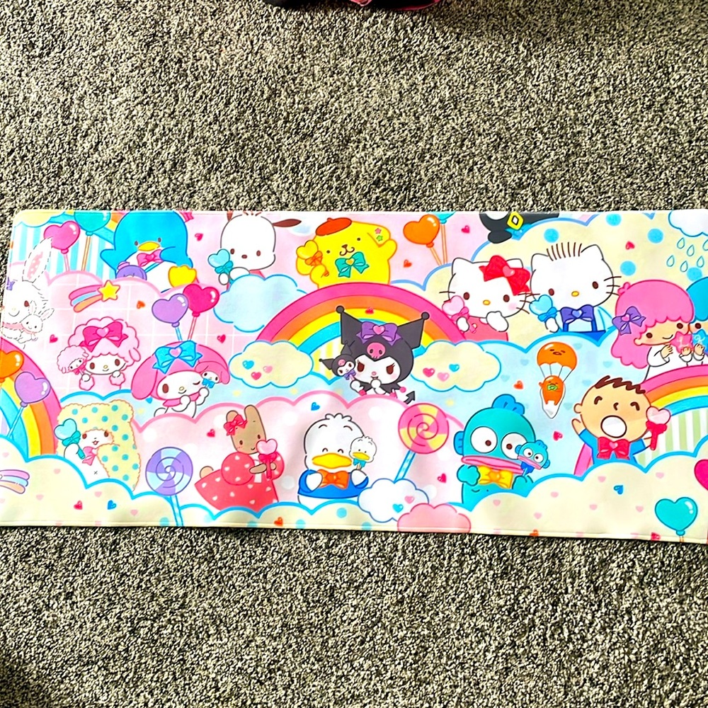 Sanrio desk matt